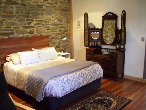 1860 Wine Country Cottages - Accommodation in Bendigo 4