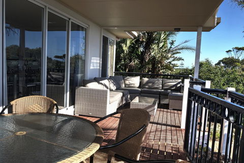 The Whitehouse - Accommodation in Bendigo 4