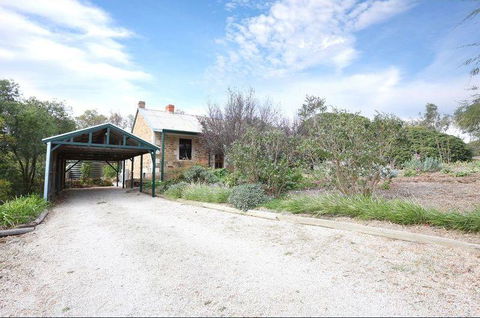 D2 At Watervale - Accommodation in Bendigo 5