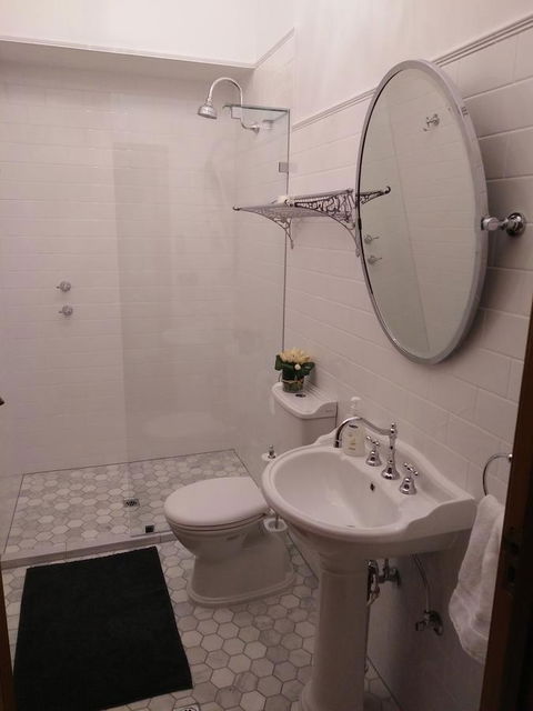 Grand Bluestone Mansion - Accommodation in Bendigo 15