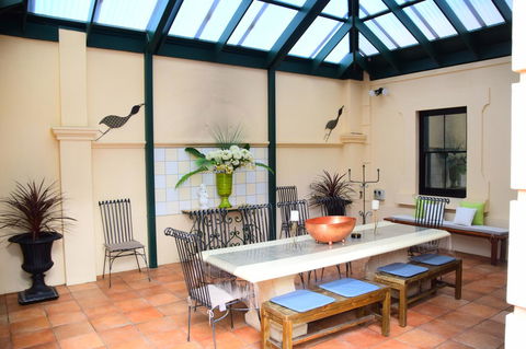 Grand Bluestone Mansion - Accommodation in Bendigo 19
