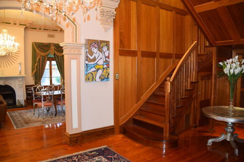 Grand Bluestone Mansion - Accommodation in Bendigo 12