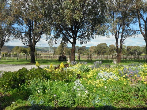 Linger Longer Vineyard - Accommodation in Bendigo 17