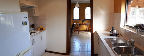 Linger Longer Vineyard - Accommodation in Bendigo 8