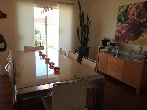 Sanctuary In The Valley - Accommodation in Bendigo 23