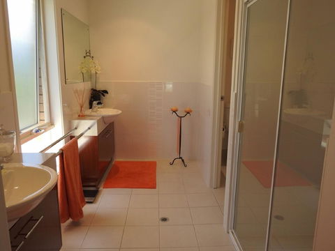 Sanctuary In The Valley - Accommodation in Bendigo 24