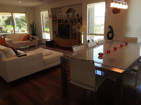 Sanctuary In The Valley - Accommodation in Bendigo 12