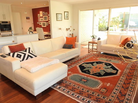 Sanctuary In The Valley - Accommodation in Bendigo 0
