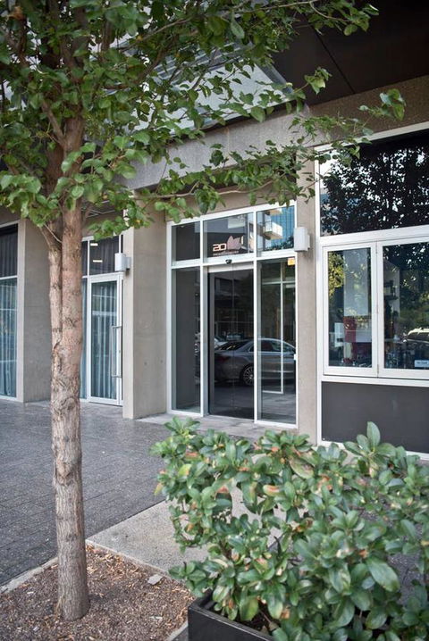 Luxury City Apt With Pool, Gym, Spa, Netflix - Accommodation in Bendigo 1