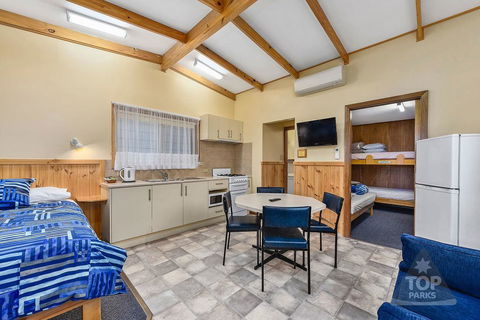 Millicent Hillview Caravan Park - Accommodation in Bendigo 16