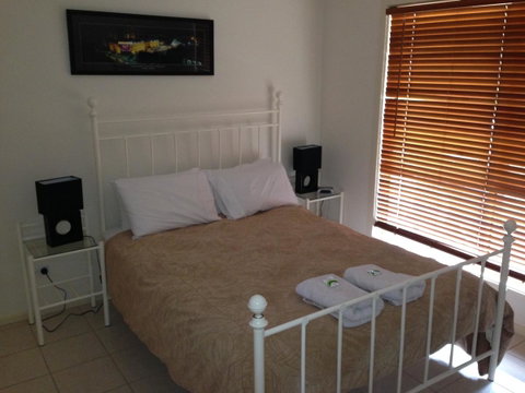 Shiraz Cottage - Accommodation in Bendigo 2