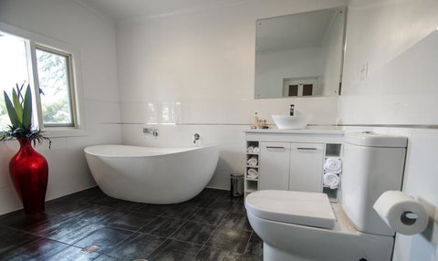 Pirathon Country Estate - Accommodation in Bendigo 12