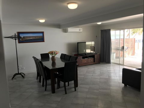 Beachside & Jetty View Apartment 6 - Captain\'s Apt - Accommodation in Bendigo 27