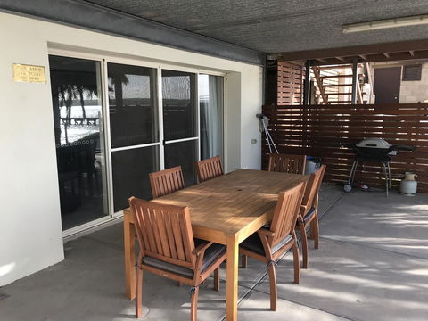 Beachside & Jetty View Apartment 6 - Captain\'s Apt - Accommodation in Bendigo 38
