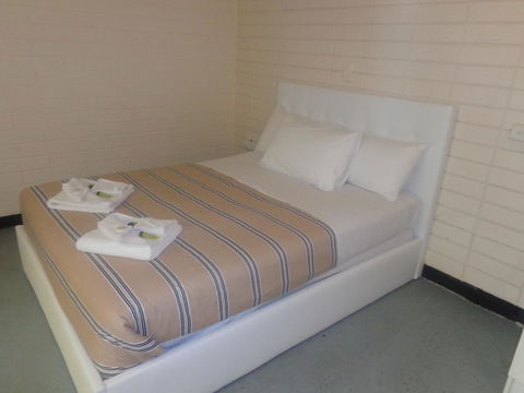 Adelaide Backpackers And Travellers Inn - Accommodation in Bendigo 24