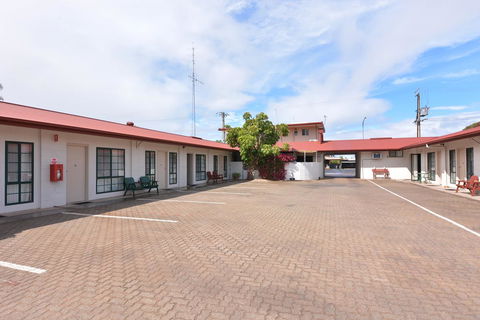Motel Poinsettia - Accommodation in Bendigo 7