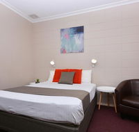 Motel Poinsettia - Accommodation in Bendigo
