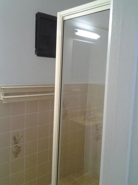 Hilltop Escape - Accommodation in Bendigo 3