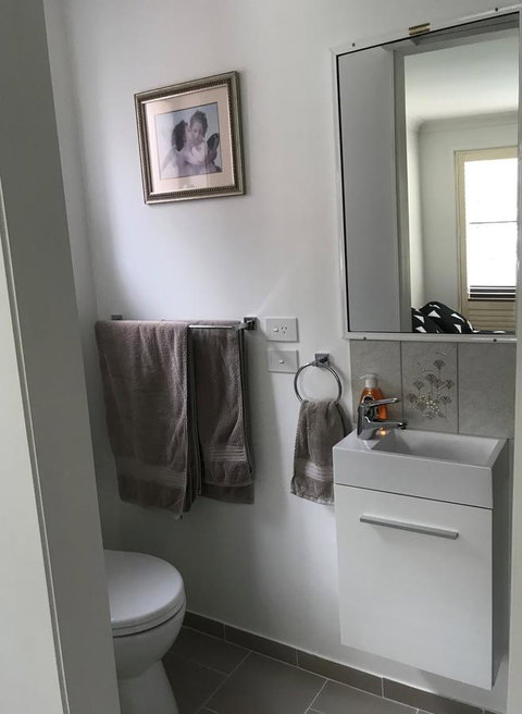 Arena Blanca Holiday Home - Accommodation in Bendigo 1