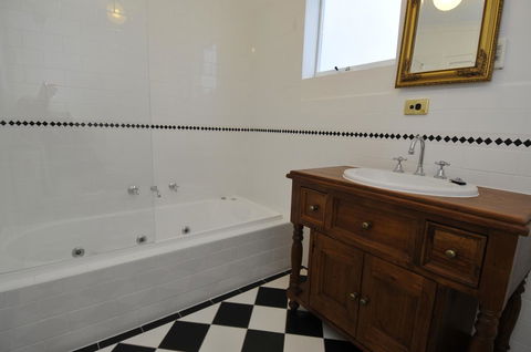 Peppermint Farm Cottage - Accommodation in Bendigo 5