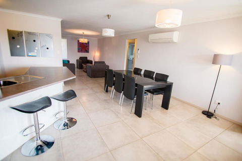 Waterfront On Jefferson, At Wellington Marina, SA - Accommodation in Bendigo 4
