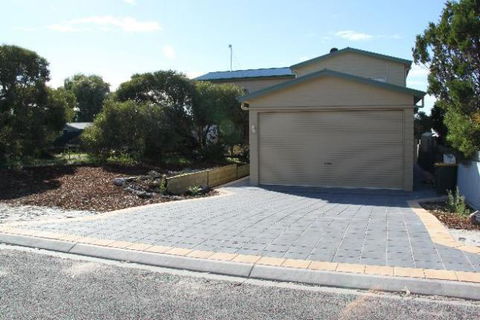 LAS ARENAS - The Sands - BEACH HOUSE - Accommodation in Bendigo 0