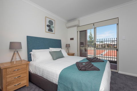Jurien Bay Motel Apartments - Accommodation in Bendigo 3