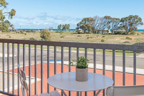 Jurien Bay Motel Apartments - Accommodation in Bendigo 22