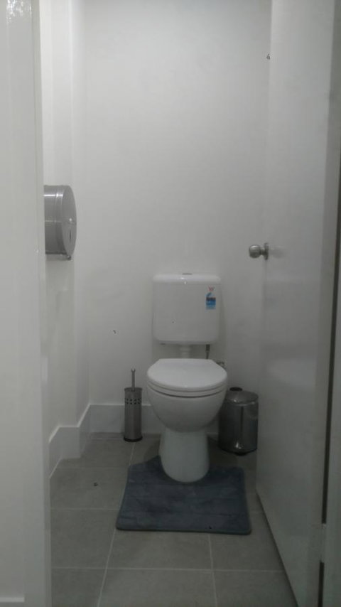 Perth City Backpackers Hostel - Note - Valid Passport Required To Check In - Accommodation in Bendigo 16