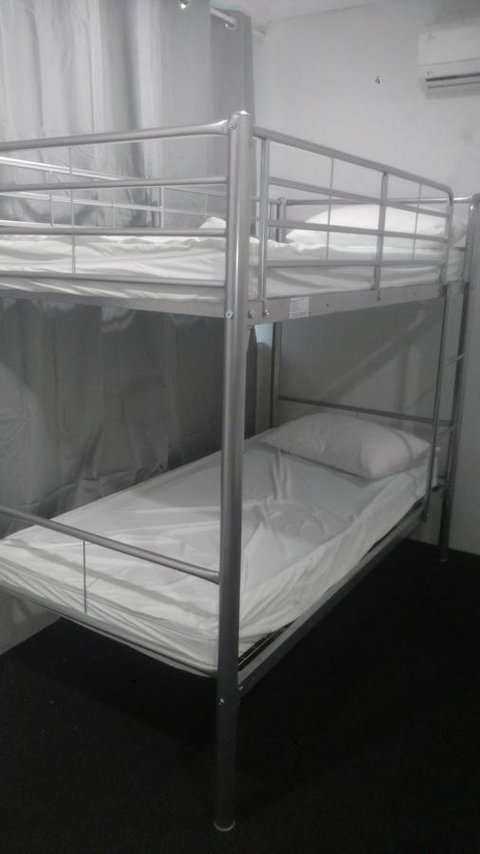 Perth City Backpackers Hostel - Note - Valid Passport Required To Check In - Accommodation in Bendigo 22