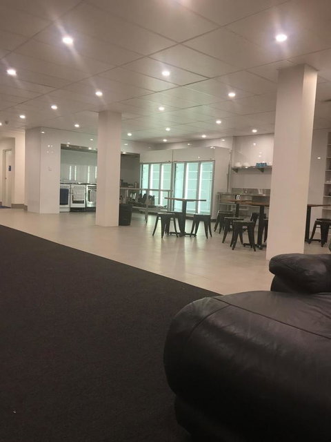 Perth City Backpackers Hostel - Note - Valid Passport Required To Check In - Accommodation in Bendigo 11