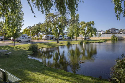 Karrinyup Waters Resort - Accommodation in Bendigo 44