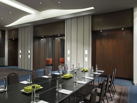 Crown Promenade Perth - Accommodation in Bendigo 19