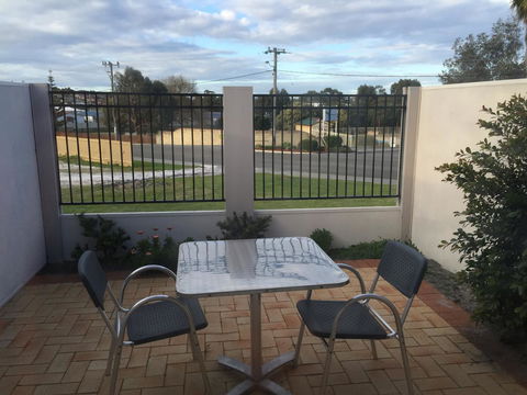 Country Comfort Amity Motel - Accommodation in Bendigo 2
