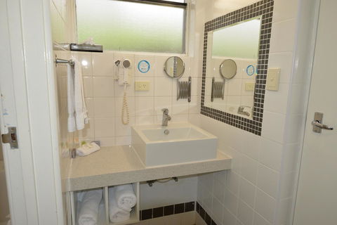 Country Comfort Amity Motel - Accommodation in Bendigo 23