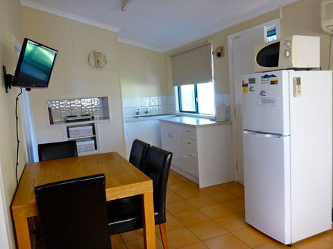 Lazy Lobster Holiday Units & Chalets - Accommodation in Bendigo 24