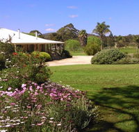 Rayanne Homestead - Accommodation in Bendigo