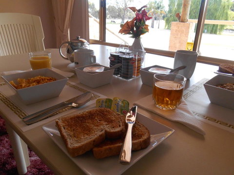 Rayanne Homestead - Accommodation in Bendigo 5