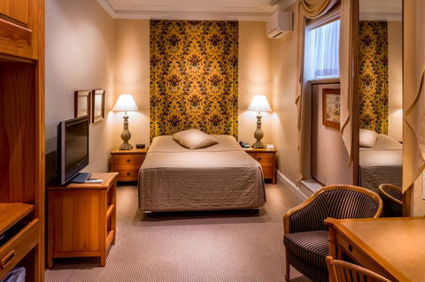 European Hotel - Accommodation in Bendigo 11