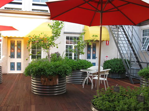 European Hotel - Accommodation in Bendigo 7