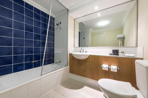 Oaks Perth Hotel - Accommodation in Bendigo 1