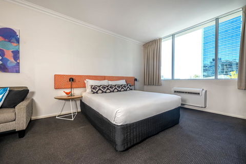 Oaks Perth Hotel - Accommodation in Bendigo 21