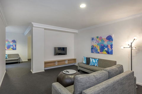 Oaks Perth Hotel - Accommodation in Bendigo 18