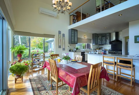 Glenelg On King Bed & Breakfast - Accommodation in Bendigo 8