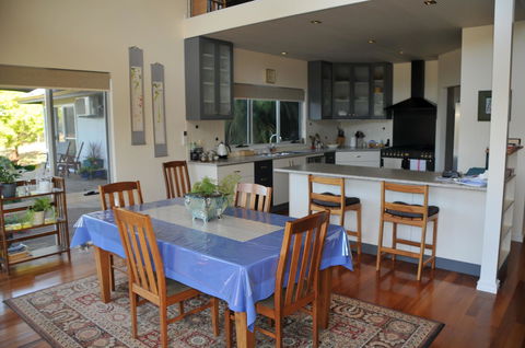 Glenelg On King Bed & Breakfast - Accommodation in Bendigo 22