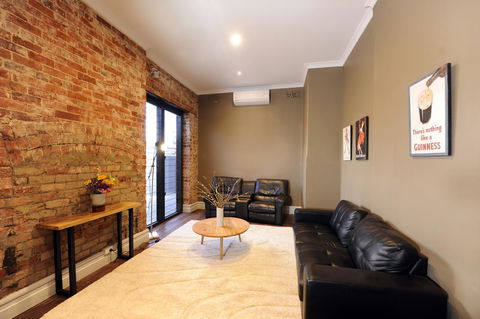 The Stirling Arms Hotel - Accommodation in Bendigo 31