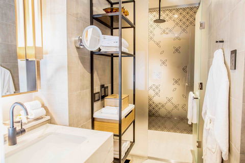 InterContinental Perth City Centre, An IHG Hotel - Accommodation in Bendigo 7