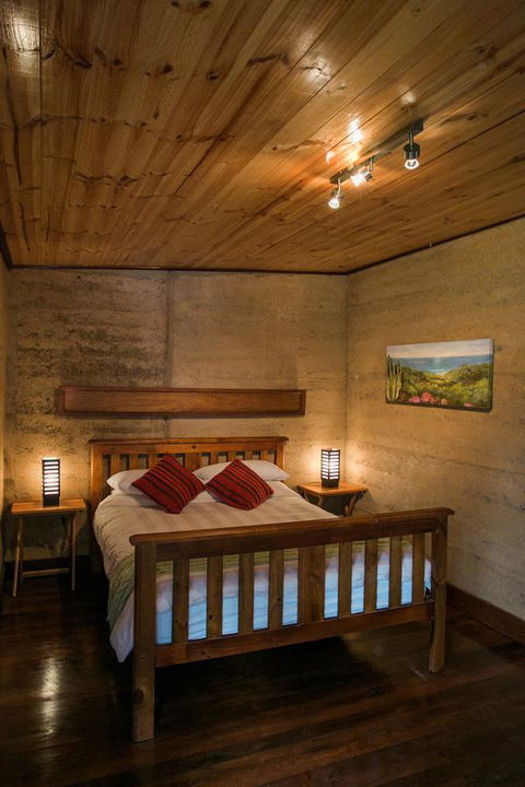 The Floating Forest - Accommodation in Bendigo 34
