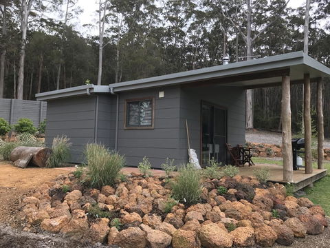 The Floating Forest - Accommodation in Bendigo 1