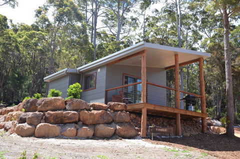The Floating Forest - Accommodation in Bendigo 3